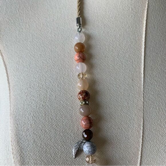 Chico’s Beaded Rhinestone Rope Charm Necklace Multi-Color Marble Crackle 36”+4”L - Picture 6 of 12